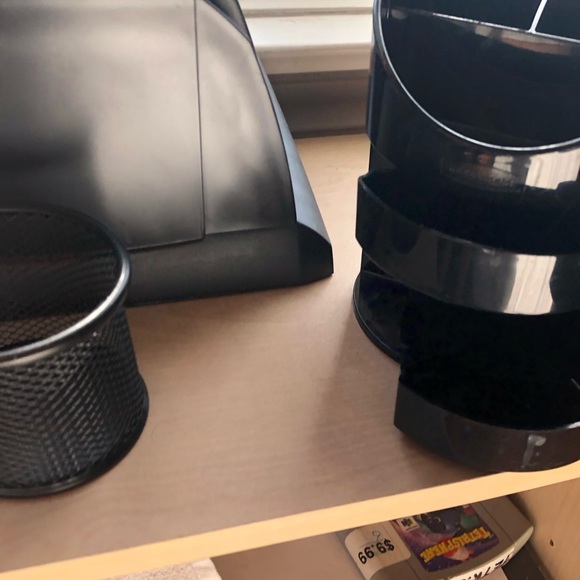 4 piece desk accessories - Picture 7 of 7